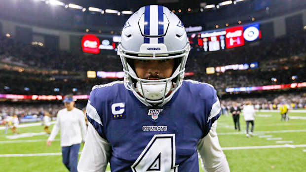 NEW ORLEANS, LOUISIANA - SEPTEMBER 29: Dak Prescott #4 of the Dallas Cowboys reacts after losing a game against the New Orleans Saints at the Mercedes Benz Superdome on September 29, 2019 in New Orleans, Louisiana. (Photo by Jonathan Bachman/Getty Images)