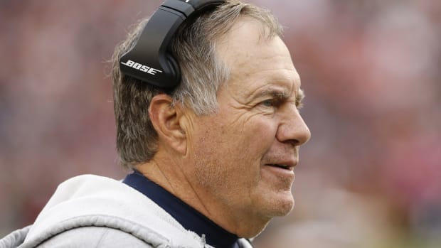 Oct 6, 2019; Landover, MD, USA; New England Patriots head coach Bill Belichick reacts from the sidelines against the Washington Redskins in the fourth quarter at FedExField.