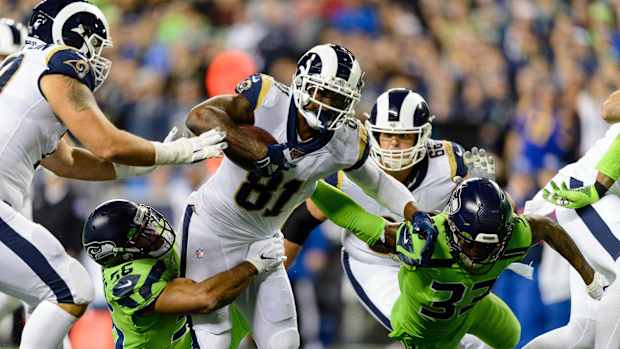 Los Angeles Rams tight end Gerald Everett (81) carries the ball after a catch during the second half against the Seattle Seahawks