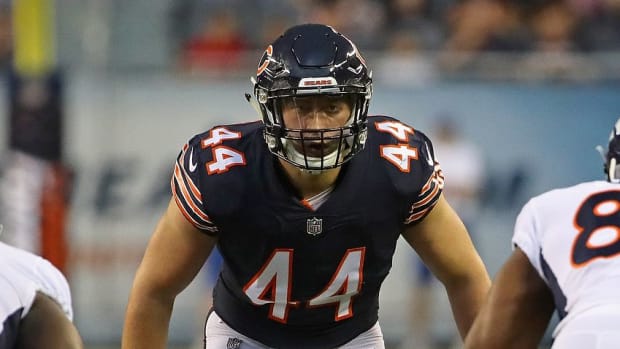 CHICAGO, IL - AUGUST 10:   Nick Kwiatkoski #44 of the Chicago Bears awaits the snap against the Denver Broncos during a preseason game at Soldier Field on August 10, 2017 in Chicago, Illinois. The Broncos defeated the Bears 24-17. (Photo by Jonathan Daniel/Getty Images)