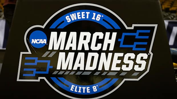 march-madness-bracket-challenge-game-tips-advice-win.jpg