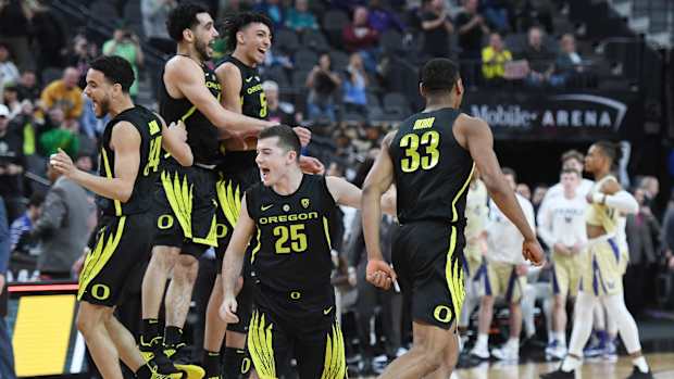 oregon-ducks-pac12-tourney.jpg