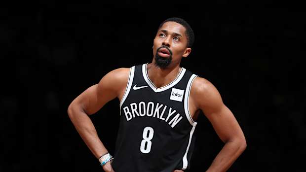 spencer-dinwiddie-contract-digital-investment.jpg
