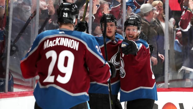 avalanche-flames-game-4.jpg