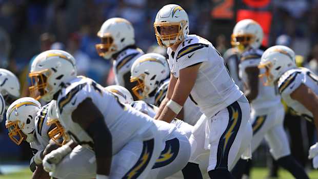 chargers-lions-watch.jpg