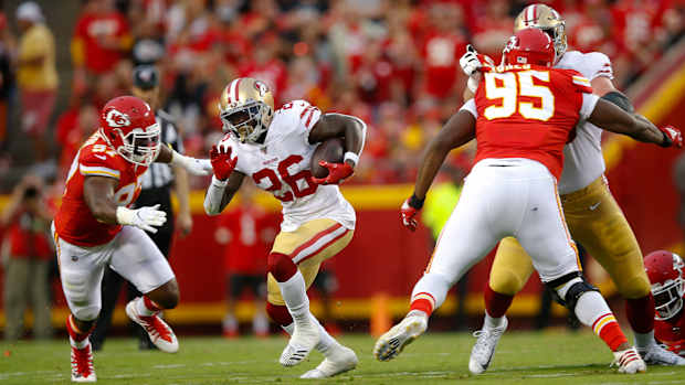 tevin-coleman-ankle-injury.jpg