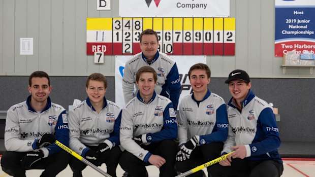 team-stopera-curling-photo.jpg