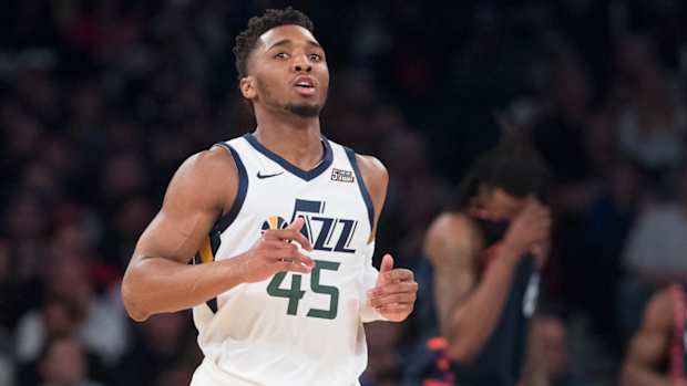 donovan-mitchell-scholarship-gift.jpg
