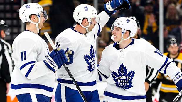 tavares-marner-maple-leafs-bruins.jpg