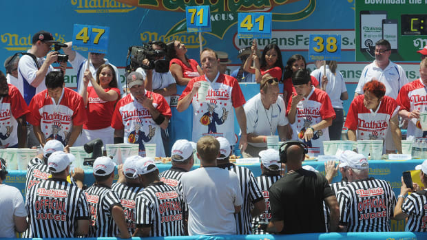 hot-dog-contest-judges.jpg