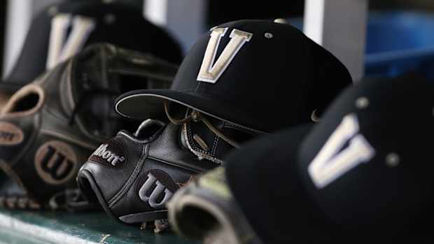 vanderbilt-hat-baseball.jpg