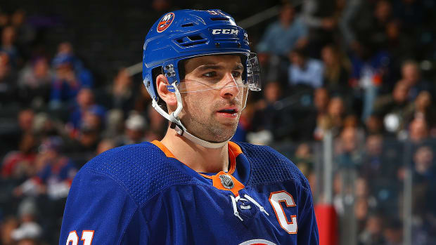 john-tavares-free-agent-options-taxes.jpg