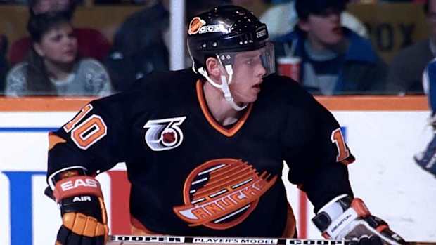 pavel-bure-canucks-flying-skate-jersey.jpg