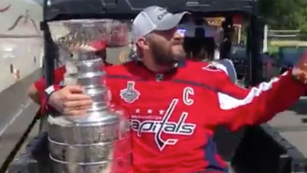 captials-stanley-cup-parade.jpg