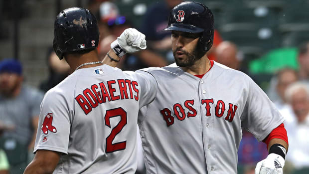 jd-martinez-redsox-astros.jpg