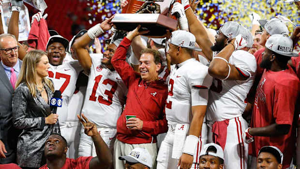 alabama-evan-neal-signing-day-commitment-georgia.jpg