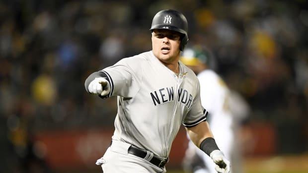 luke-voit-topper.jpg