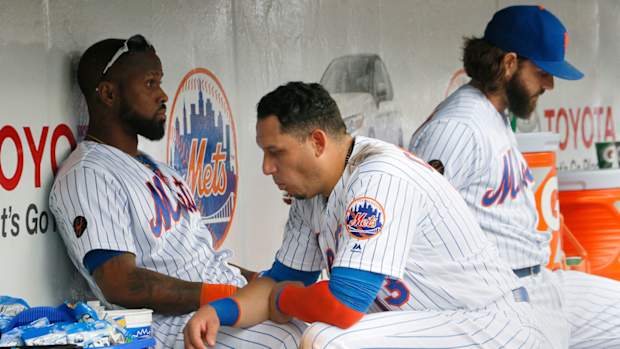 reyes-cabrera-mets-toppe.jpg