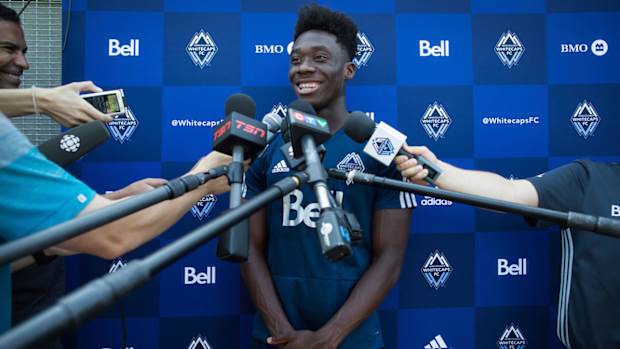alphonso-davies-vancouver-bayern.jpg
