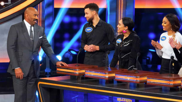 family-feud-steph-curry-family.jpg