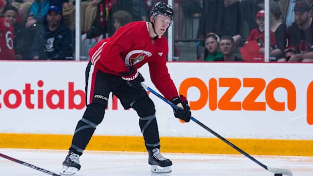 brady-tkachuk-senators-contract-rookie-1300.jpg