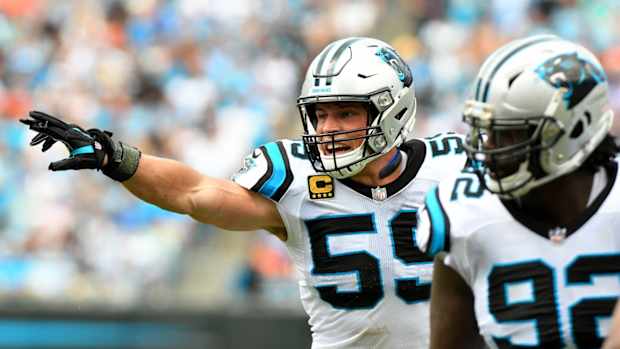 steelers-panthers-luke-kuechly-2.jpg