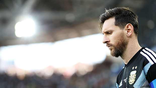 messi-argentina-loses-iceland-croatia.jpg