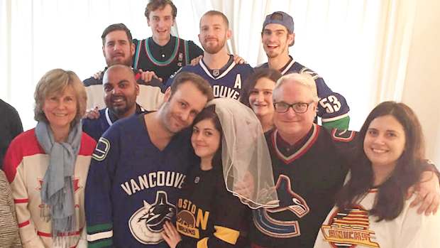 hockey-wedding2.jpg