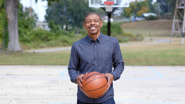 muggsy-hed.jpg