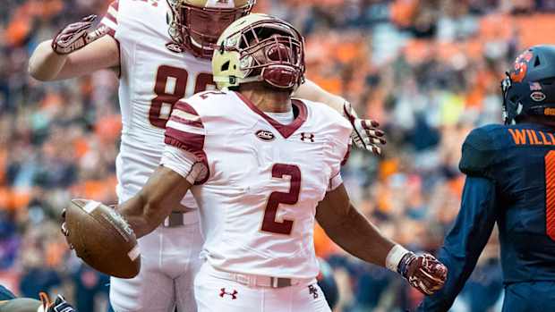 heisman-trophy-odds-sleepers-2018-aj-dillon.jpg