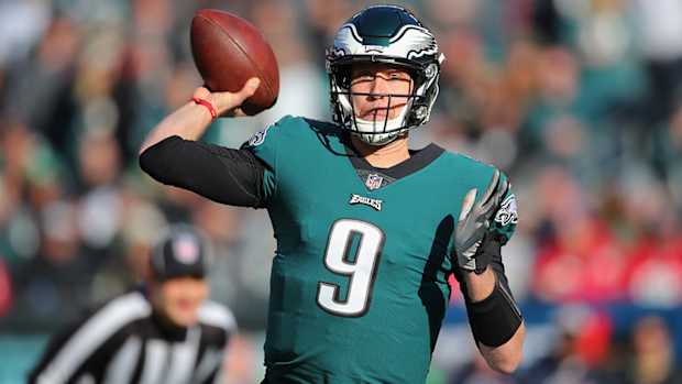 nick-foles-eagles-texans-lead.jpg