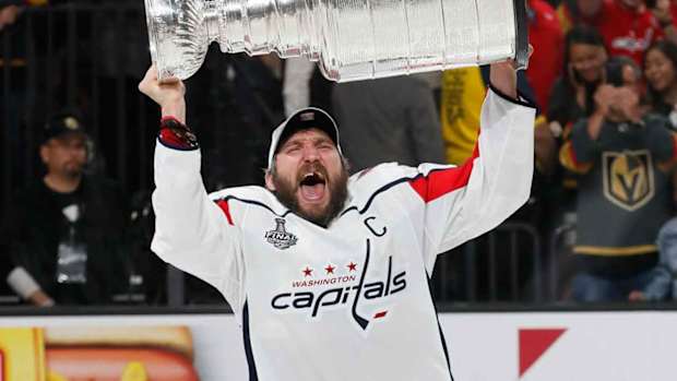 alex-ovechkin-wife-baby-stanley-cup-1300.jpg