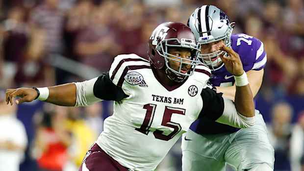myles-garrett-bowl-game.jpg