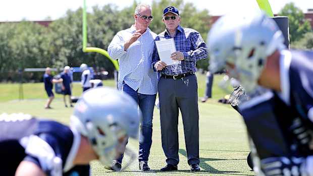stephen-jerry-jones-dallas-cowboys.jpg