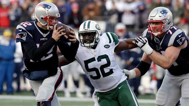 david-harris-signs-patriots.jpg