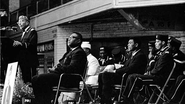 elijah-muhammad-ali.jpg