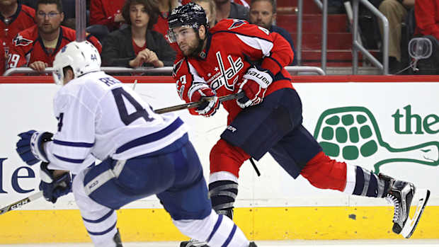 tom-wilson-capitals-nhl-1300.jpg