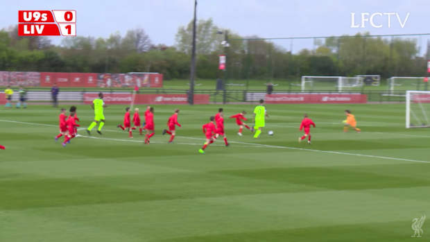 liverpool-philippe-coutino-georginio-wijnaldum-kids-video.png
