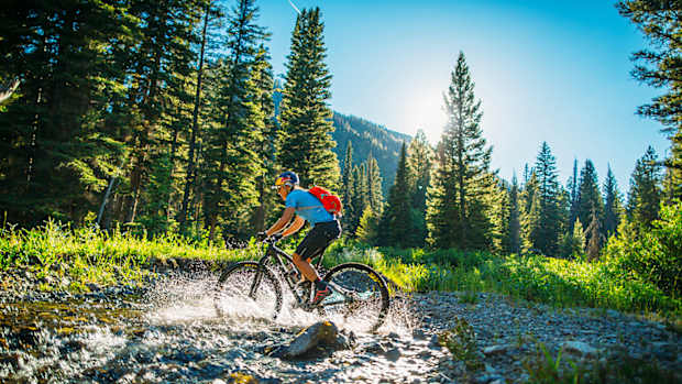 mountain-bike-outdoor-workout-lead.jpg