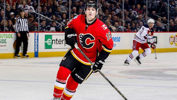 matthew-tkachuk-calgary-flames-toronto-maple-leafs.jpg