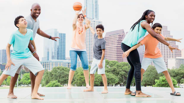 lashann-higgs-george-washington-family-texas-womens-basketball-ncaa-tournament.jpg