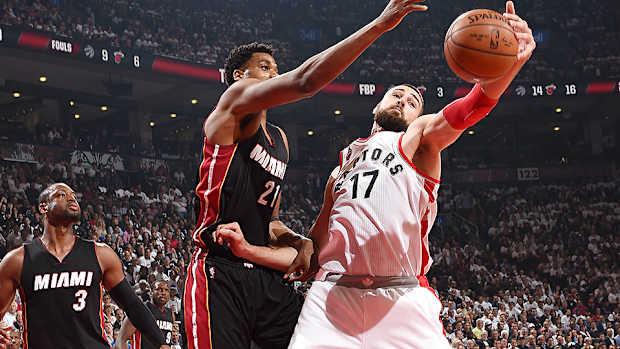 nba-playoffs-raptors-heat-jonas-valanciunas-game-2-video.jpg