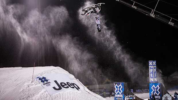 levi-lavalle-snowmobile-racing-snocross-x-games-aspen-960.jpg