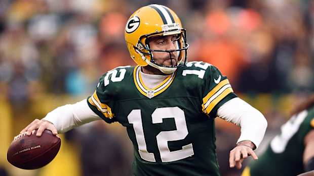 packers-aaron-rodgers-fantasy-week-15-roundtable.jpg