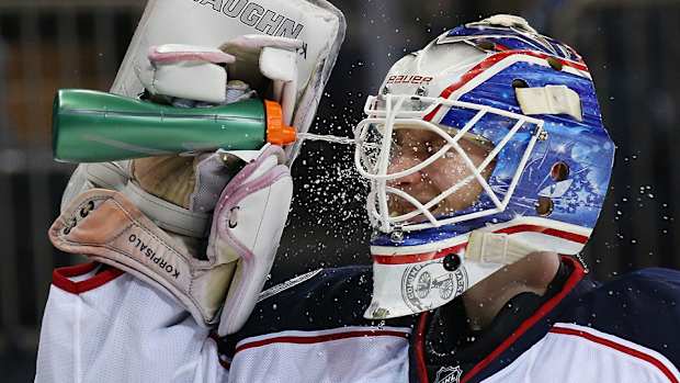 hydration-hockey-lead_1.jpg