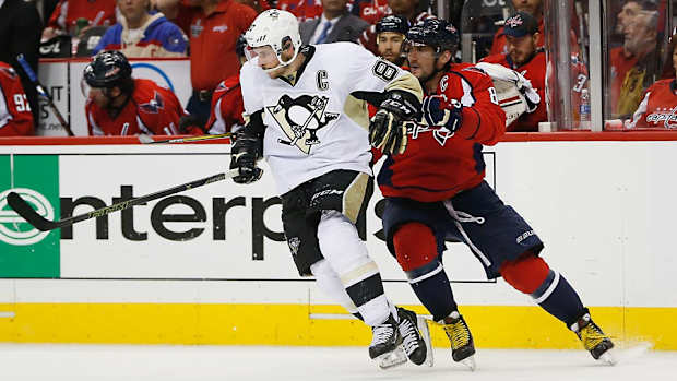 Crosby-Ovechkin-Pablo-Martinez-Monsivais-AP-top.jpg