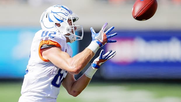 Boise State's Thomas Sperbeck talks chase for undefeated season, memories of '07 Fiesta Bowl, playing on blue turf