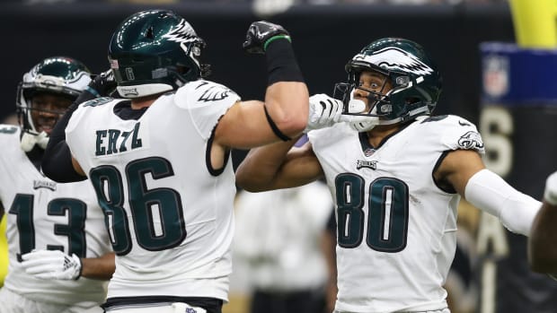 Jordatn Matthews (No. 80) and Zach Ertz will flex together again after the Eagles signed Matthews to bolster receiving group