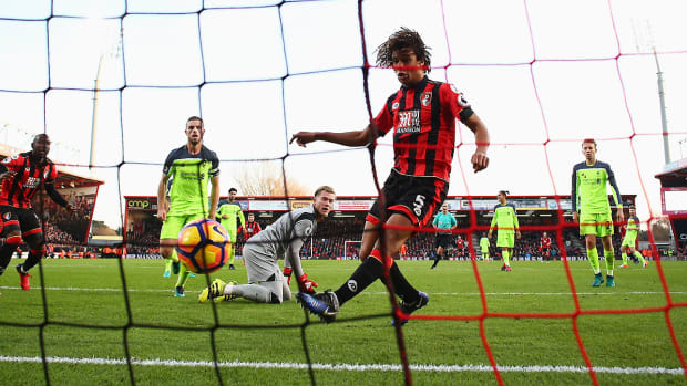 nathan-ake-bournemouth-liverpool-1300.jpg