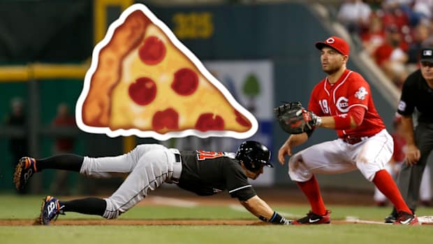 joey-votto-ichiro-pizza-prank.jpg
